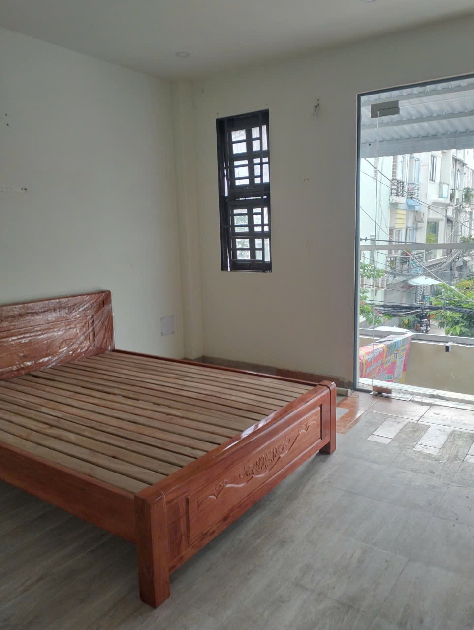 Can ban do công việc xa nhà. Giá ban co thuong lương tiếp người thiện chị.