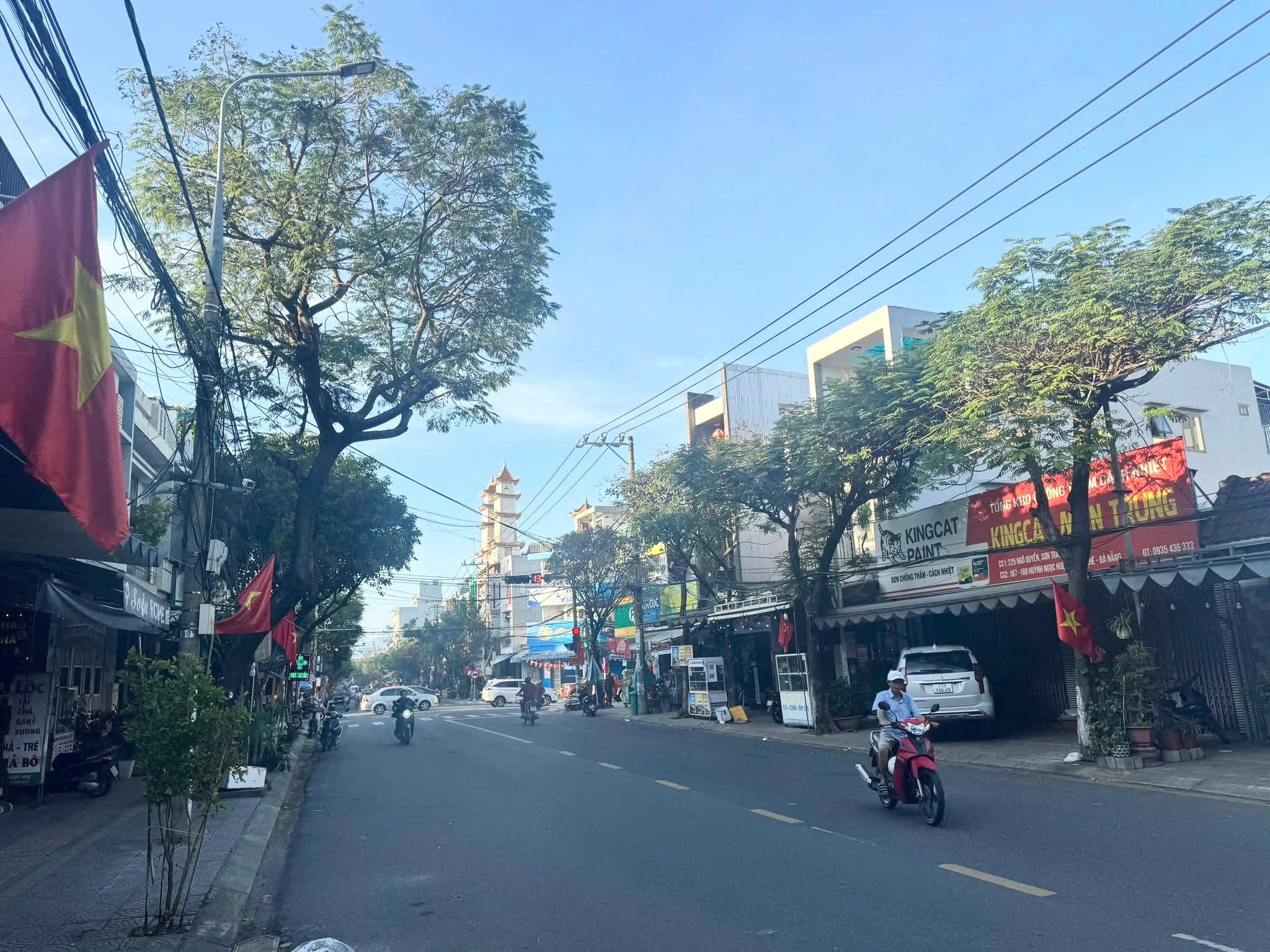 LÔ ĐẤT RỘNG ĐẸP MẶT TIỀN HUỲNH NGỌC HUỆ - TÁCH ĐƯỢC 2 LÔ GIÁ ĐẦU TƯ