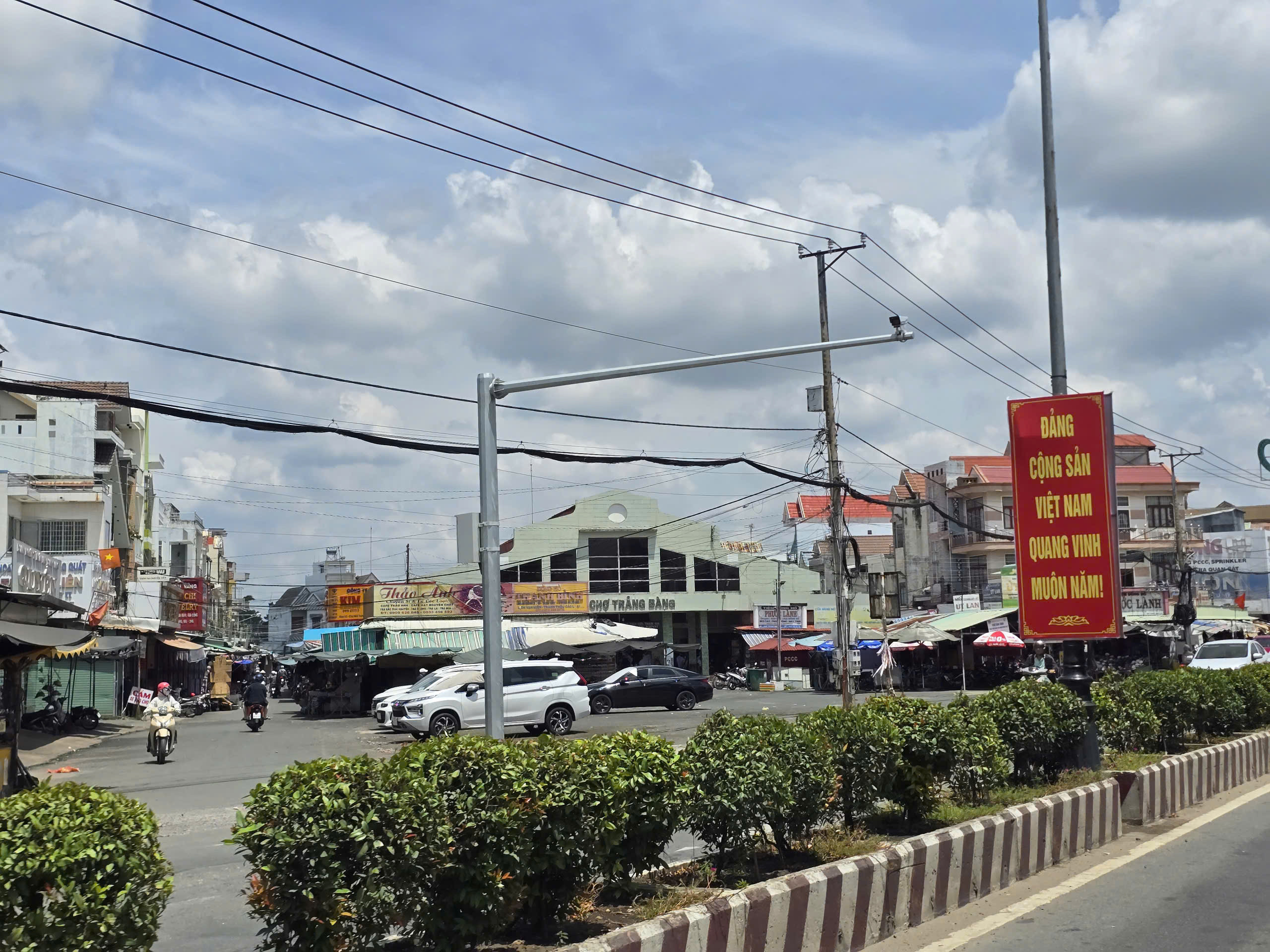 234m2 có sẵn thổ cư, ngay trung tâm Trảng Bàng Giá 950tr bớt lộc. GỌI 0772507203