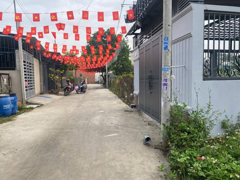 Hàng hiếm lọt khe đất 195m2 full thổ , ngay X.An Tịnh , Trảng Bàng , Giá 875 triệu