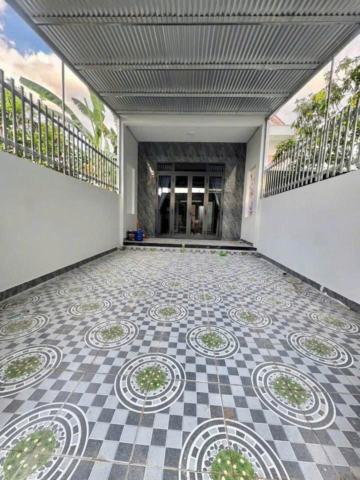 Bán Nhà Sổ Riêng 109m² giá 1.15 tỷ tại Đường Huỳnh Thị Nhỏ Xã Trung Chánh Huyện Hóc Môn TP. Hồ Chí Minh