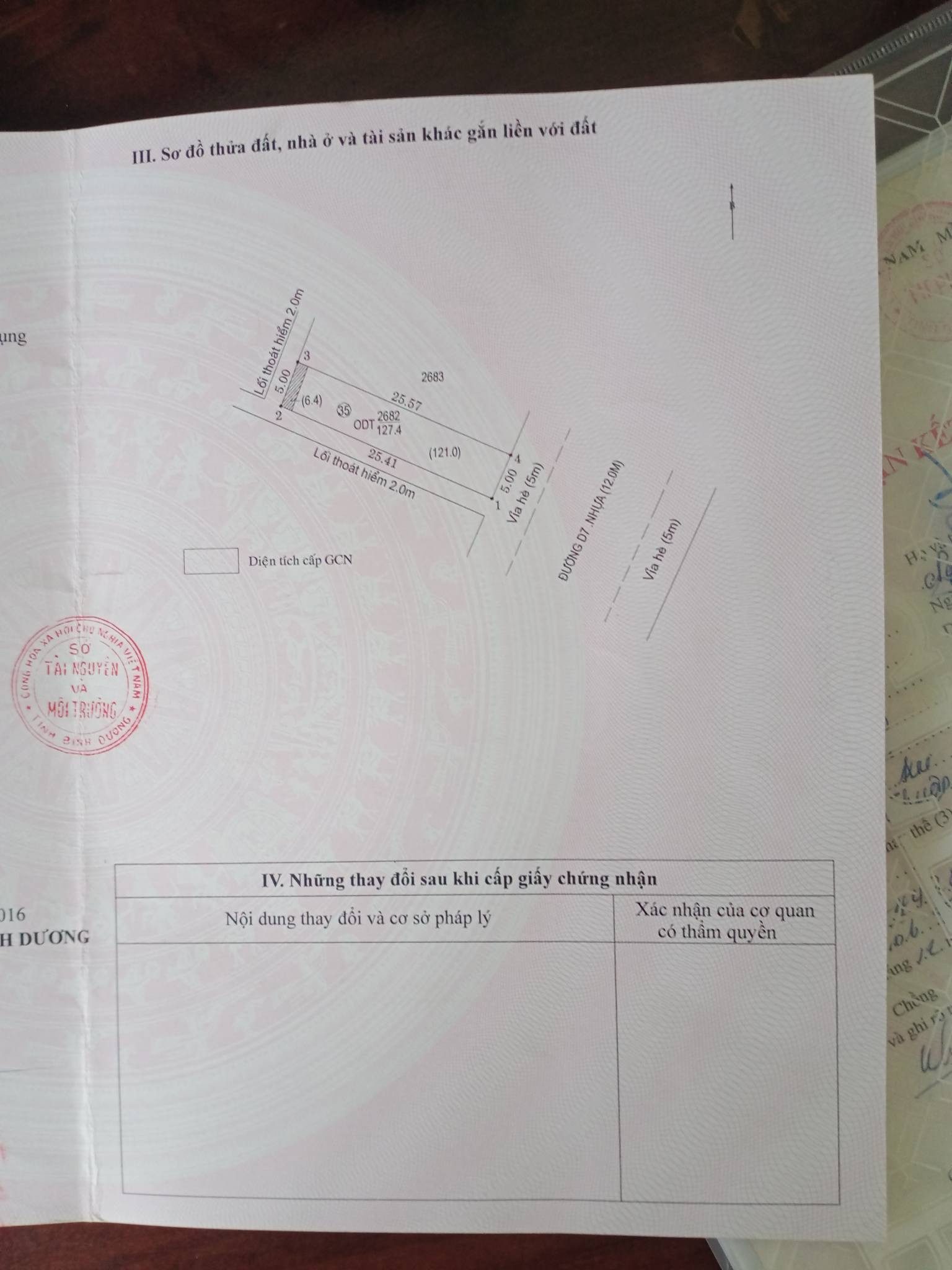 Cần bán lô đất mặt tiền đường D7 (12m vỉa hè 5m) sau và hông có lối thoát hiểm, khu dân cư dịch vụ Biconsi phường Tân Đông Hiệp TP. HCM (phường Tân Bình cũ).