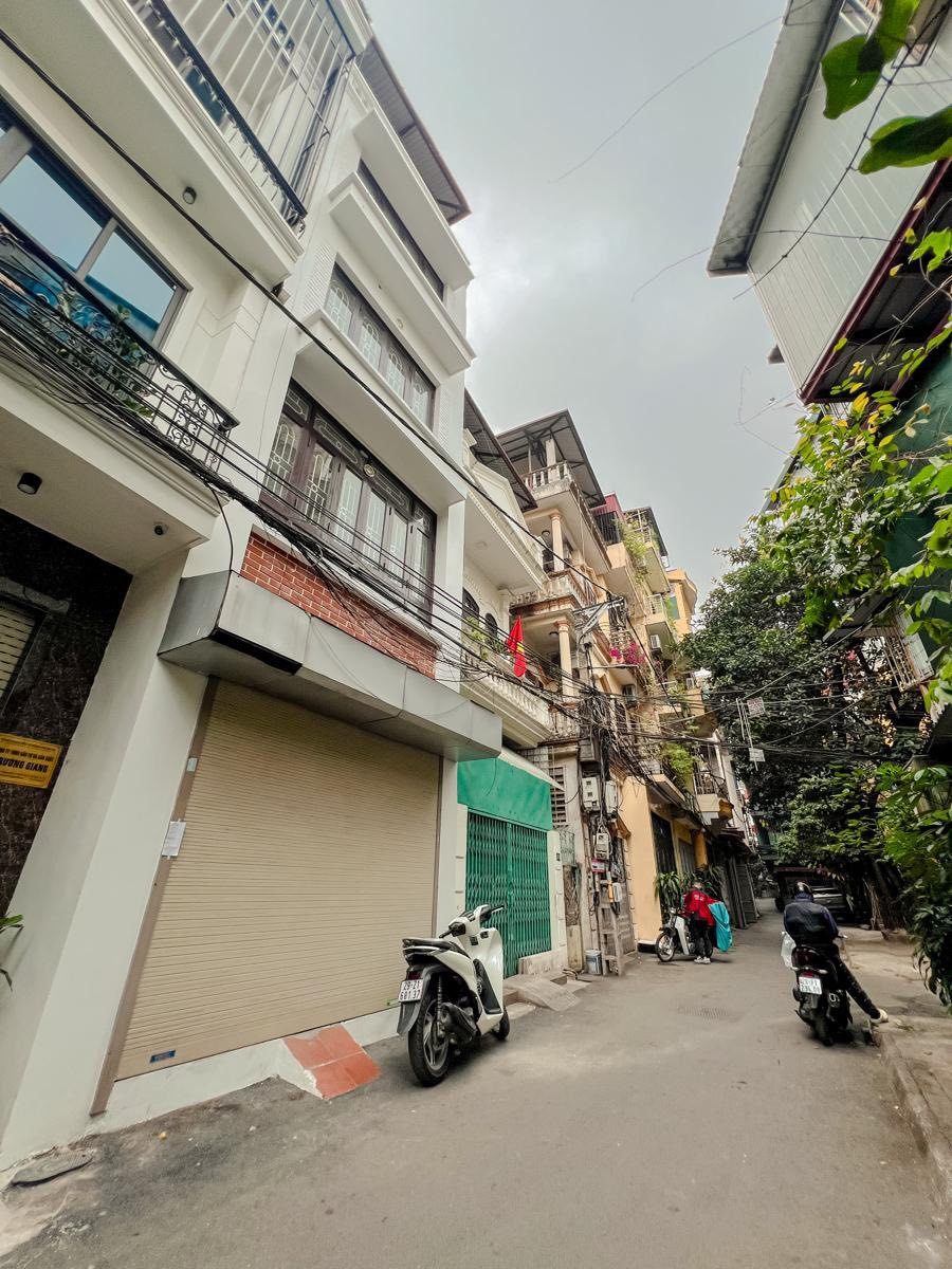 BÁN NHÀ MẶT NGÕ Ô TÔ ĐƯỜNG 800A, CẦU GIẤY. 60M2 - 5 TẦNG. GARA Ô TÔ.