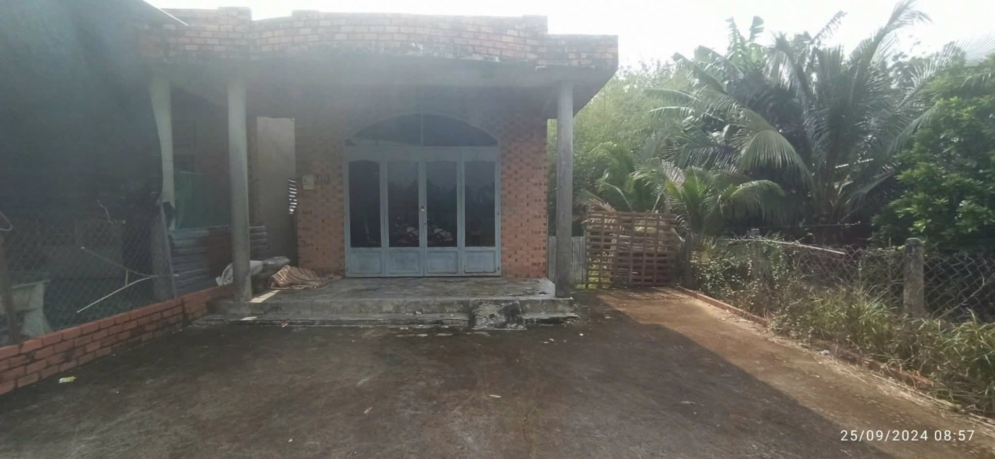 Bán nhà vườn mặt tiền nhựa 1/ngắn Kênh Đông thông ra đường Trung Lập xã Trung Lập Thượng Củ Chi TPHCM, DT: 8x58m.