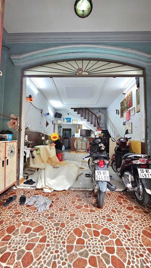 Bán Nhà Bình Tân - Kênh Nước Đen 2 Tầng - 48m2 - Hẻm 7m - Giá 5.59 Tỷ
