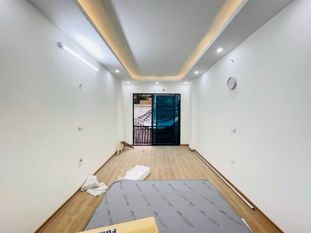 Khâm Thiên, 31m x 5tầng x 3PNKK, ngõ thông thoáng, kinh doanh đa ngành, ăn sinh tốt