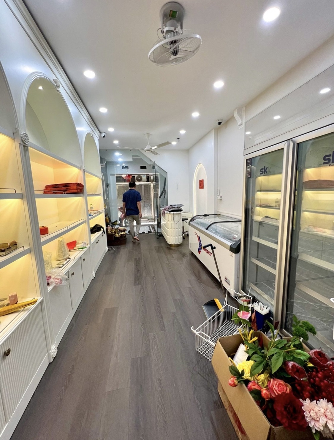 HIẾM - NHÀ PHỐ KHÂM THIÊN - NGÕ ĐẸP - 2 THOÁNG - NHÀ ĐẸP Ở NGAY - KINH DOANH TÔT - 40M RA MP - 38/45M2-3T- MT3,4M- SỔ VUÔNG ĐẸP
