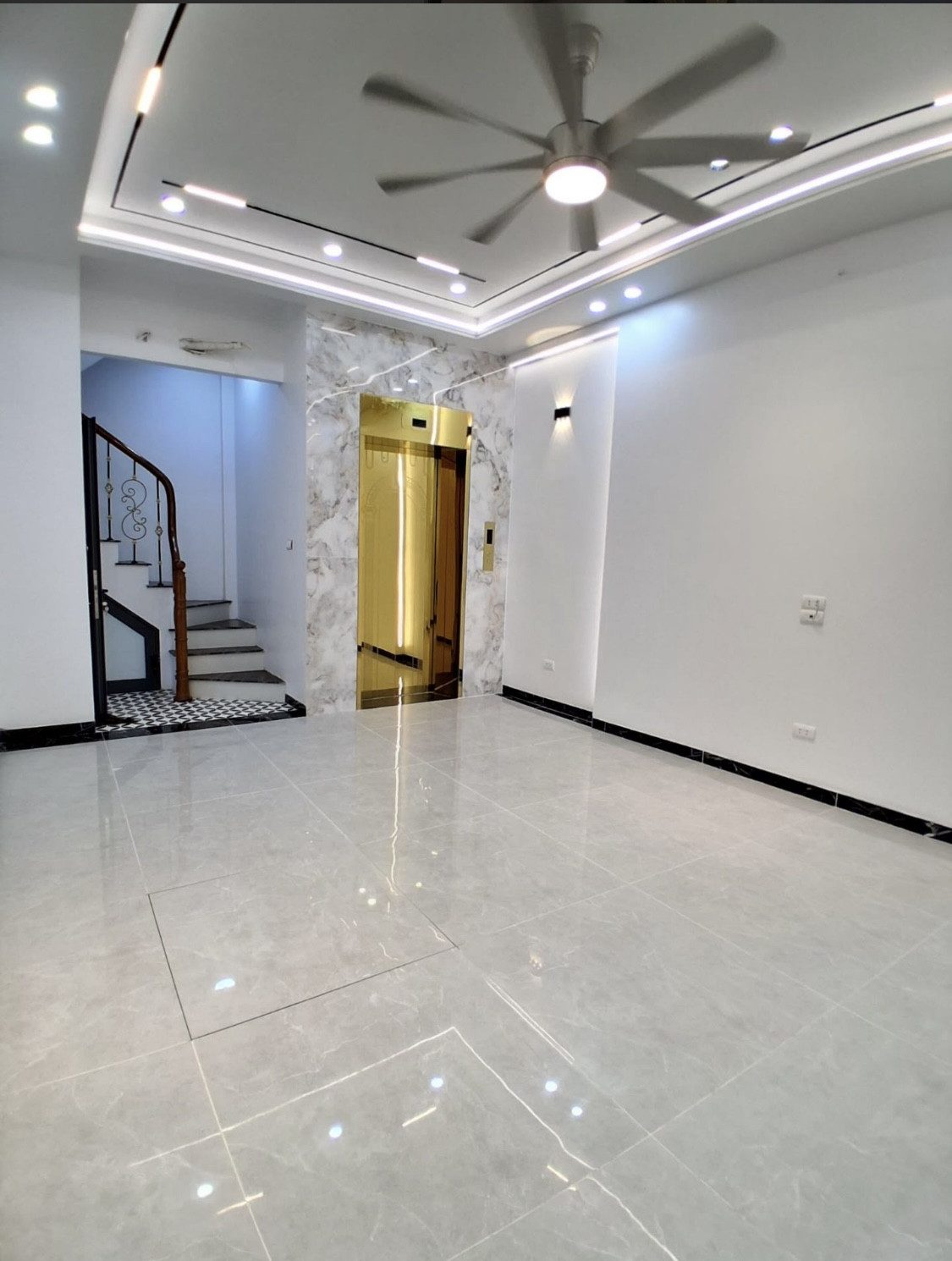 SIÊU PHẨM KHÂM THIÊN - 7 TẦNG THANG MÁY - 3 BƯỚC RA PHÔ - NHÀ ĐẸP - NGÕ THÔNG TỨ TUNG- SỔ VUÔNG NỞ HẬU NHẸ- 35M2-7T- MT4,1M