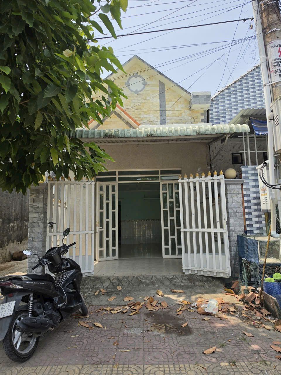 Bán nhà căn góc 2 mặt tiền 81m² full thổ cư ngang 4.5m giá 1.65 tỷ tại Đường Khu Nhà Ở Phường 9 Phường Long Châu, tỉnh Vĩnh Long