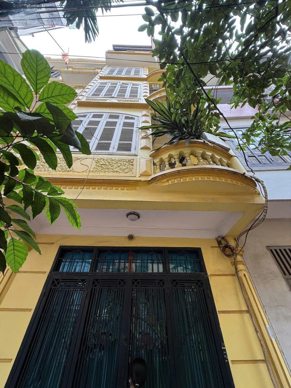 Cho Thuê Nhà Ngõ 23* Khương Đình 50M² 4 Tầng 4 Ngủ - Nội Thất CB - Ngõ Xe 3 Gác - Gần Phố - Giá Thuê 14,5 tr