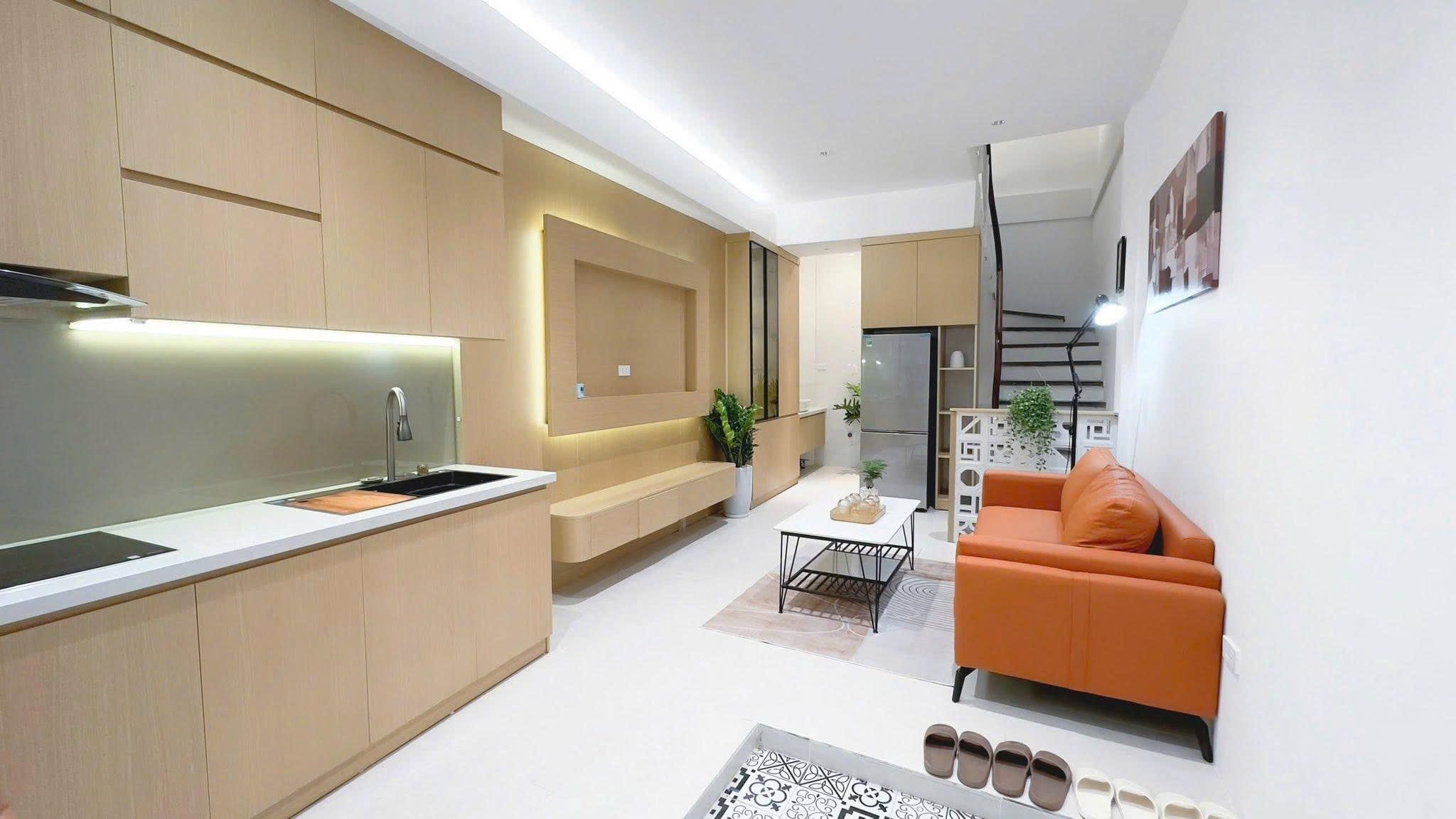 Cho Thuê Nhà Ngõ 236 Khương Đình 28M² 5 Tầng 3 Ngủ - Full Nội Thất - Nhà Đẹp - Giá Thuê 14,5tr