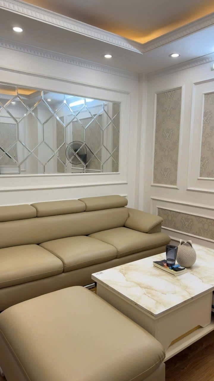 Cho Thuê Nhà Khương Trung -Thanh Xuân 40M² 4 Tầng 4 Ngủ - Full Nội Thất - Ngõ Ô Tô Tránh - Giá Thuê 17tr