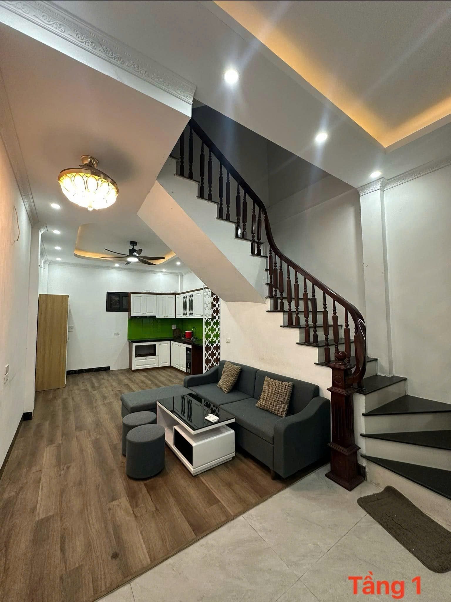 Cho thuê Nhà Ngõ 211 Đường Khương Trung - Thanh Xuân 45M² 4 Tầng 5 Ngủ Full Nội Thất - Giá Thuê 16tr