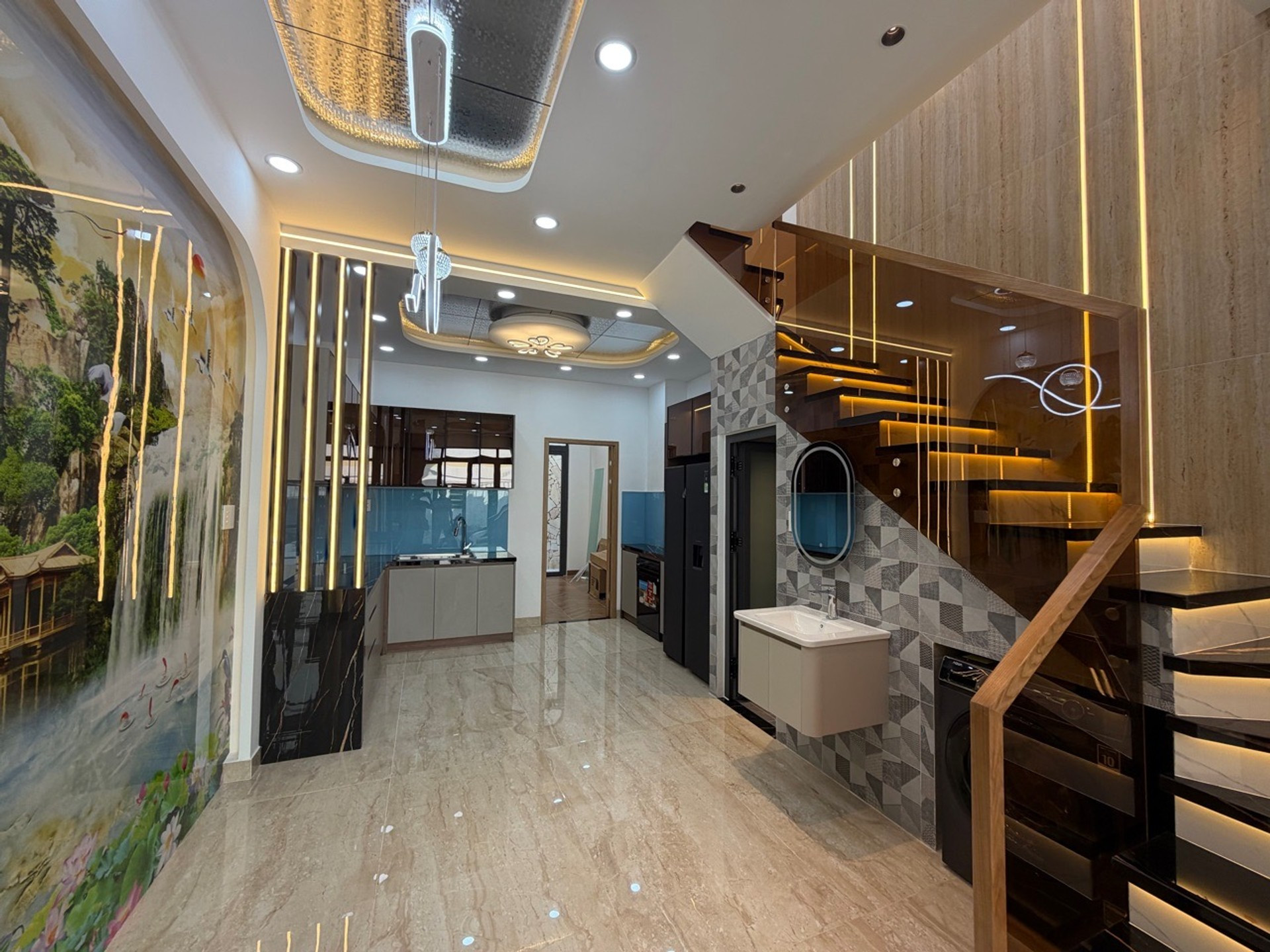 NHÀ ĐẸP KHUÔNG VIỆT –TÂN PHÚ- FULL NỘI THẤT CAO CẤP.