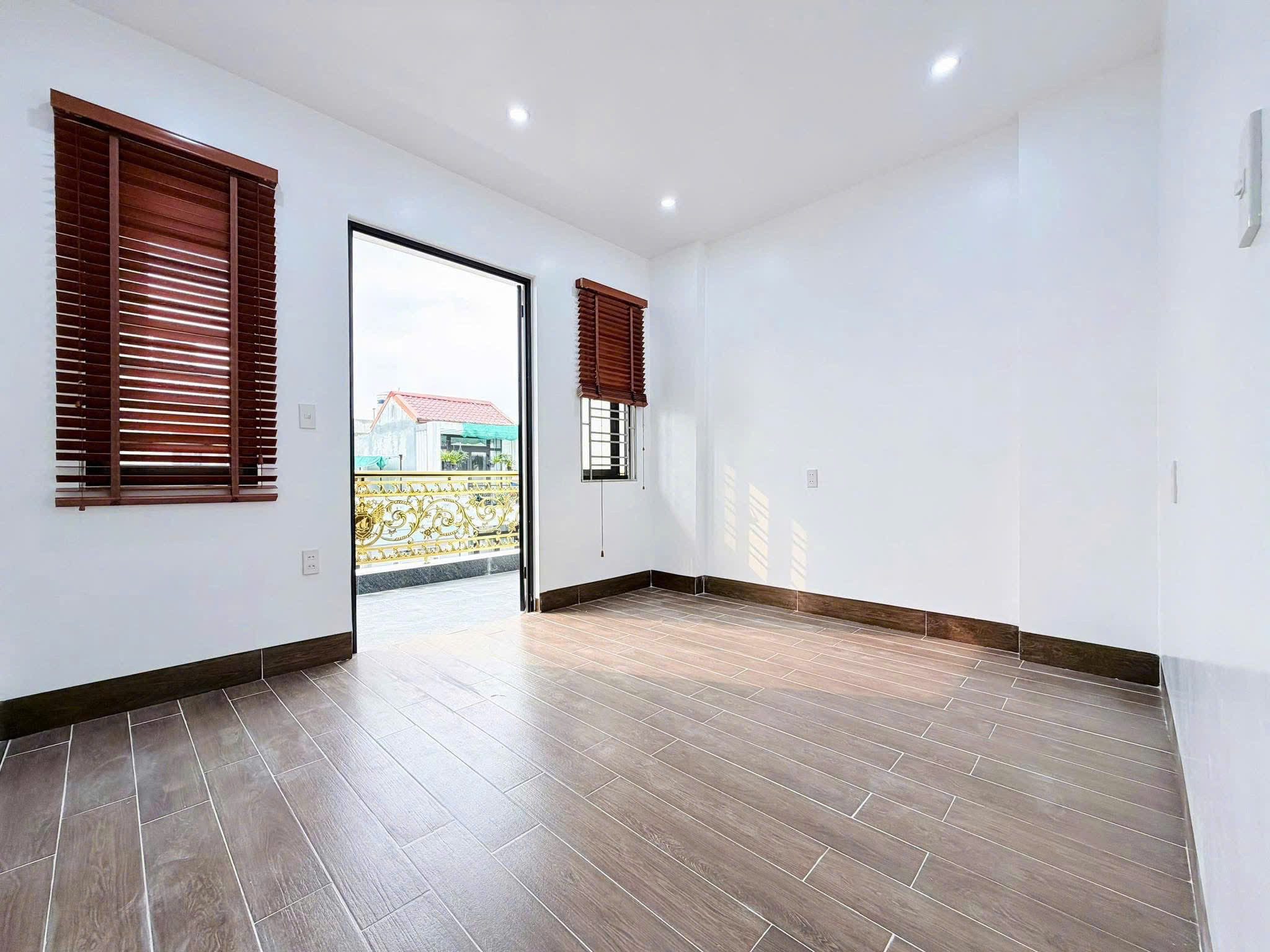 5,8 TỶ SỞ HỮU NHÀ 4 TẦNG KHU Vinhomes Riverside Hải Phòng – ĐƯỜNG 11M, Ở NGAY, KHÔNG LỖI!