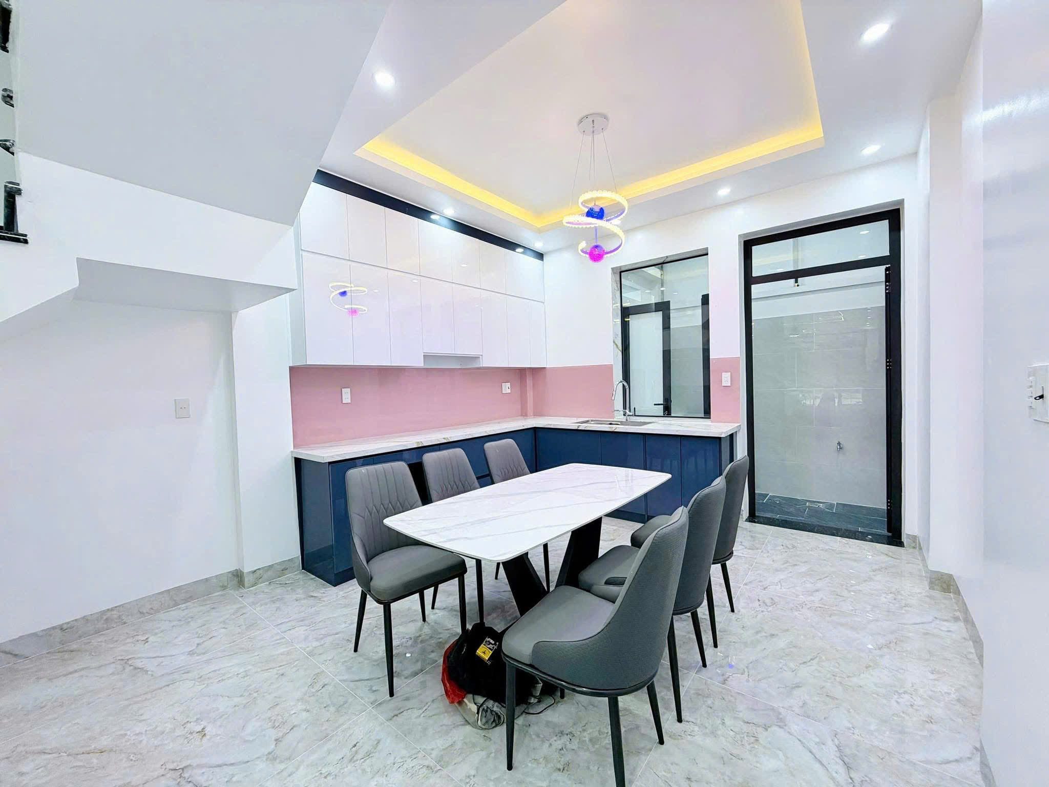 Em Tâm Bán nhà 4 tầng mới TDDC Xi Măng, Sở Dầu, Hồng Bàng., Hải Phòng. Giá: 5,8 tỷ
