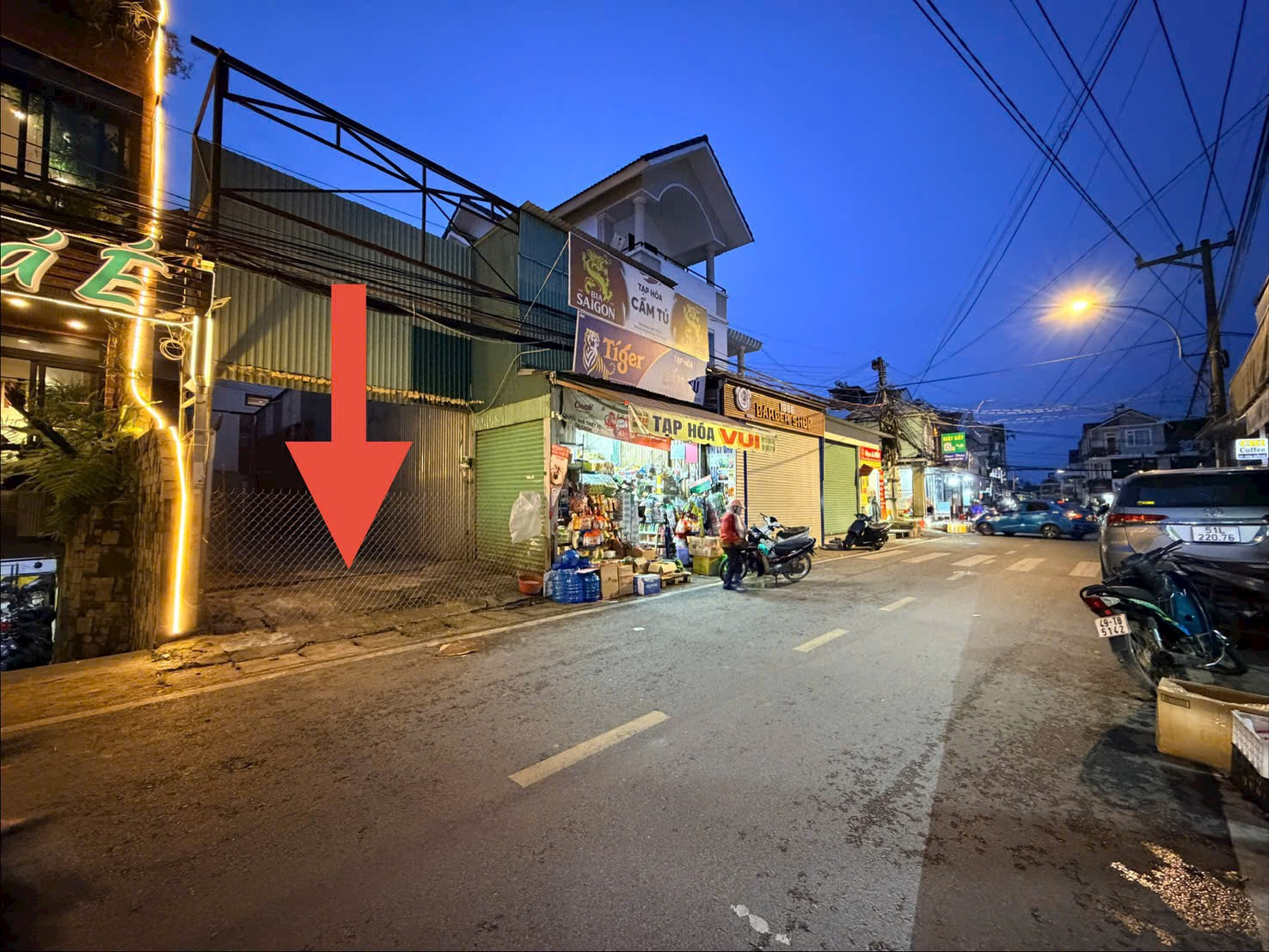 Đất mặt tiền Kim Đồng ngay chợ Ngô Quyền kinh doanh buôn bán sầm uất. Sổ sách nghiêm chỉnh