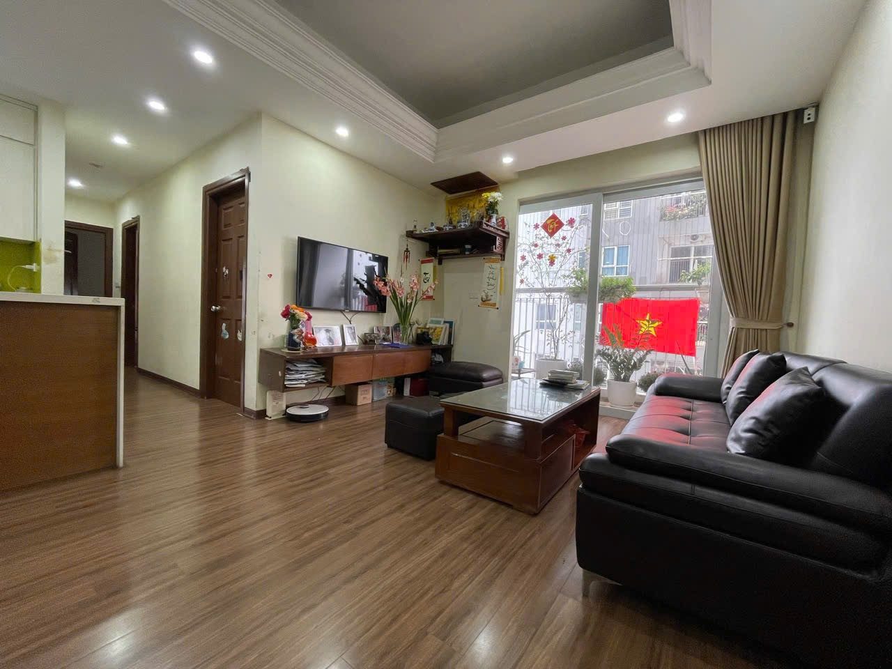Chủ Bán Căn chung cư thông tấn xã cạnh trường ngôi sao hoàng mai, Căn Góc 96m, 3 Ngủ