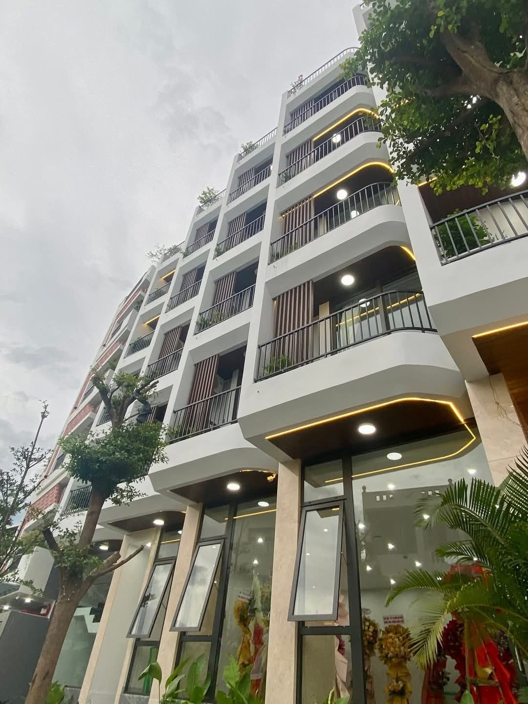 🌏CHỈ 13.X TỶ.BÁN NHÀ KIM GIANG 55M2 X 5 TẦNG.NGÕ 8M.CÁCH MẶT PHỐ 50M.GẦN KĐT ĐẠI KIM.