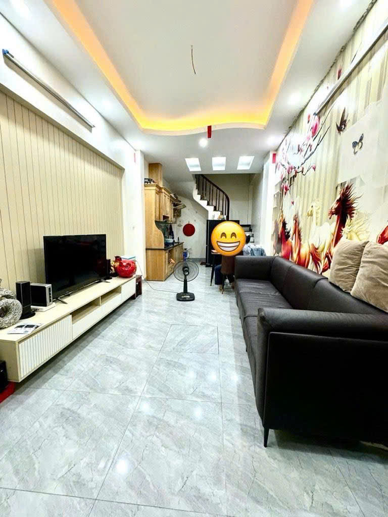 🏡 KIM GIANG - LÔ GÓC SÁT KĐT ĐẠI KIM – NHÀ ĐẸP 5 TẦNG, GIÁ CHỈ HƠN 6 TỶ!
