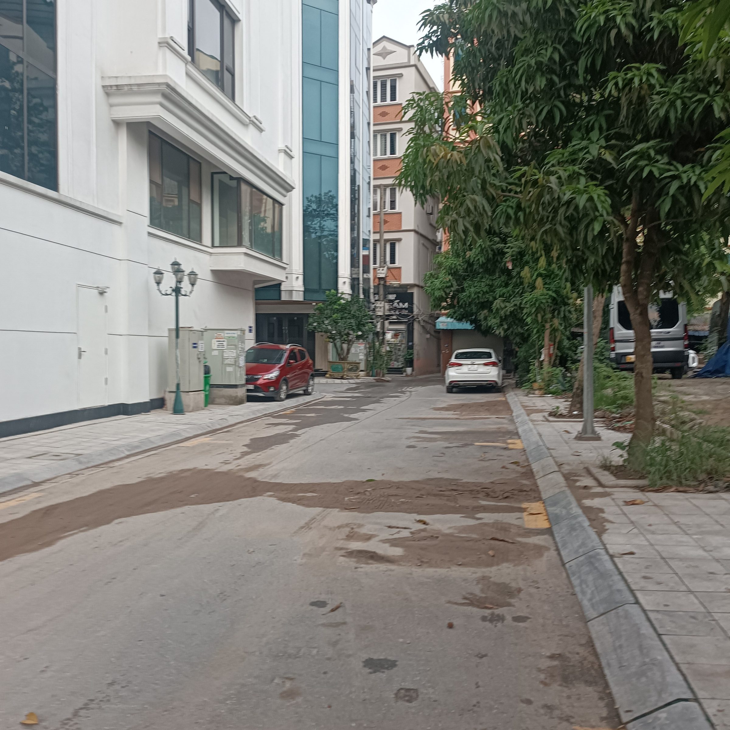 🎯❤️ CHỈ 13.5 TỶ BÁN NHÀ KIM GIANG 55M2 x 5 T, NGÕ 8M, GẦN CHỢ QUANG, Ô CHỜ THANG MÁY, CÁCH MẶT PHỐ 50M.