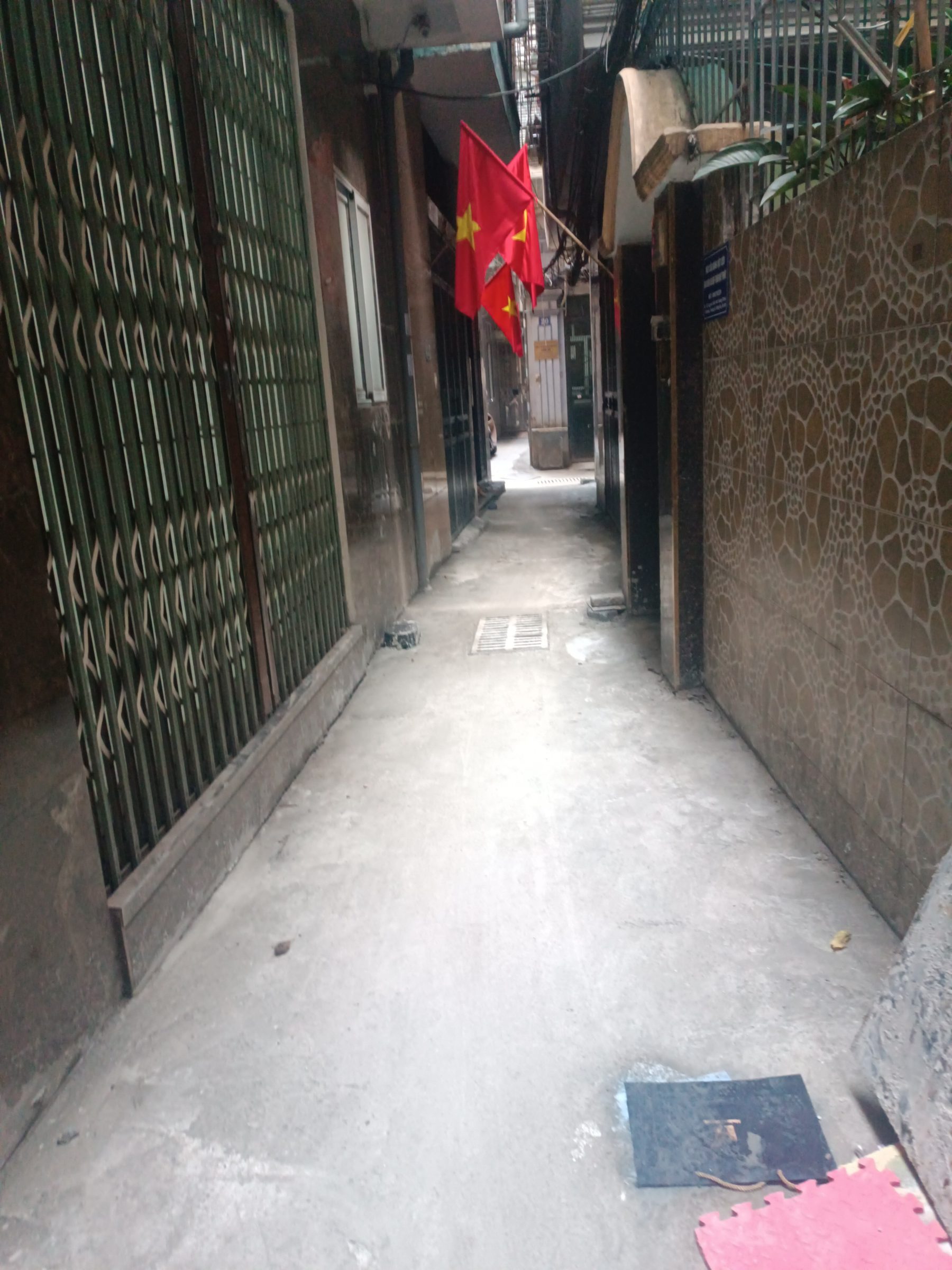 🎯 5 tỷ sở hữu nhà riêng Kim Giang 22m² x 3 tầng, gần phố, sổ riêng.