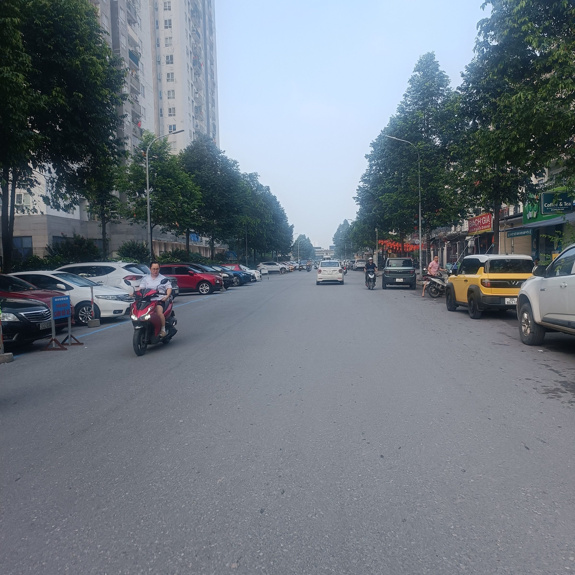 Bán đất khu phân lô Kim Giang đường 16m nhựa cả vỉa hè, 70m² MT 5m giá hơn 20 tỷ.