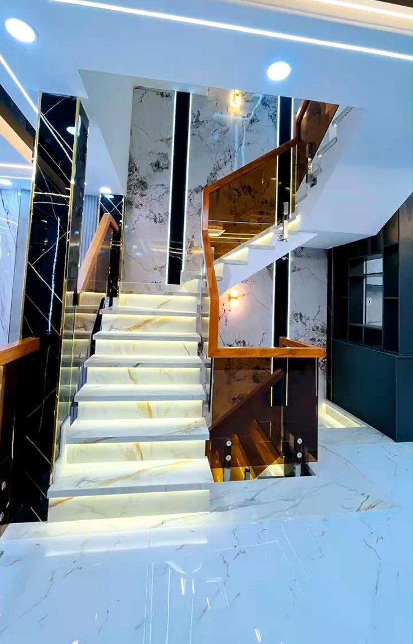 🏡 Chỉ 7.X tỷ.Bán nhà Kim Giang dân xây 45 M², 4 phòng ngủ, gần chợ Quang.Ngõ ba gác.
