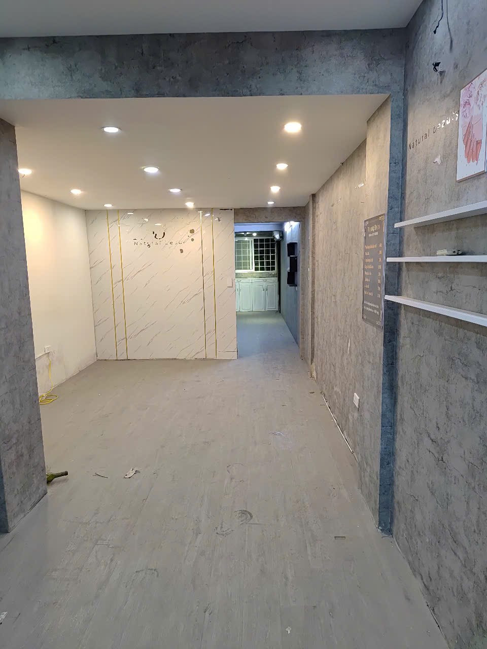 Cho Thuê Căn Hộ TT Tầng 1 Khu TT Đường Sắt - Kim Mã 45M² 2 Ngủ/ Giá 10tr