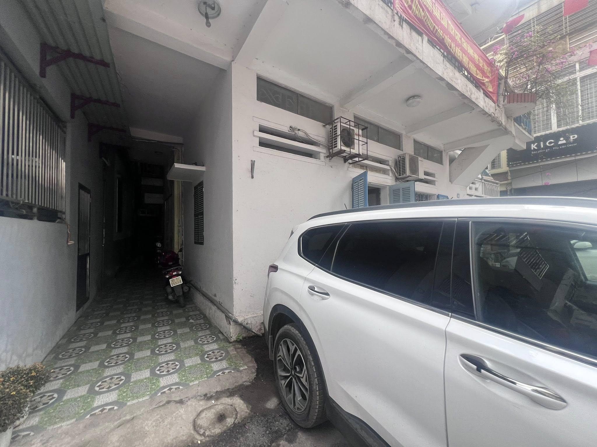 Cho thuê nhà ngõ 575 Kim Mã-(1070 La Thành) Dt 40mx5t-15tr/1 tháng- full đồ
