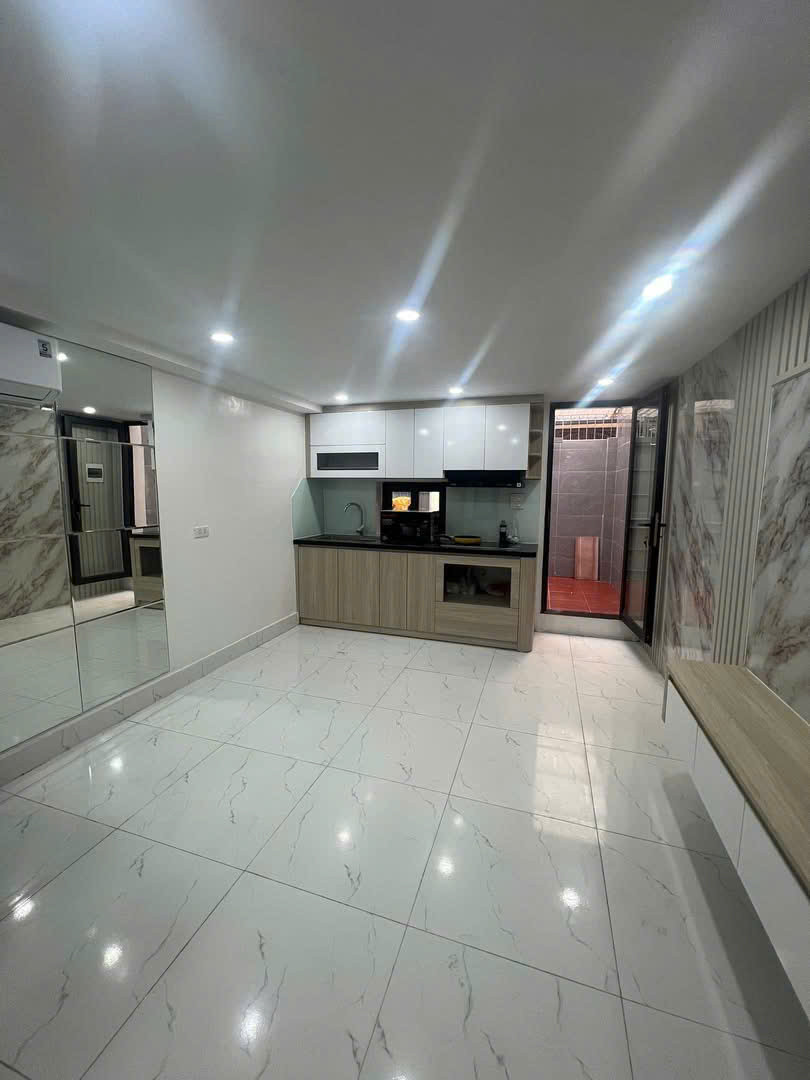 TẬP THỂ TẦNG 1 PHỐ KIM MÃ GẦN NGỌC KHÁNH, BA ĐÌNH, NHÀ ĐẸP 3 NGỦ, 10 TRIỆU