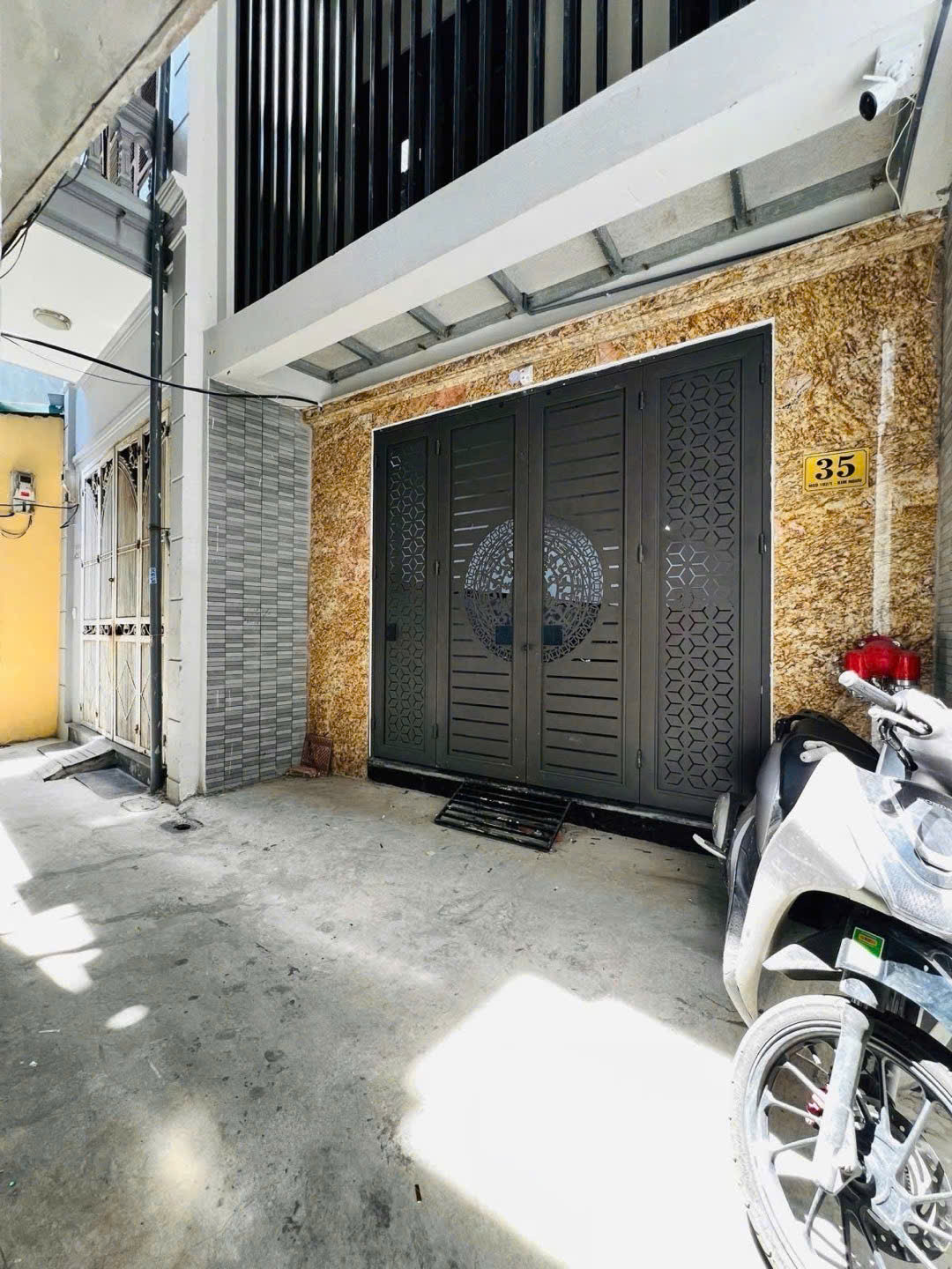 Cơ Hội Sở Hữu Nhà Dòng Tiền Kim Ngưu Giá 235tr/m2 TL