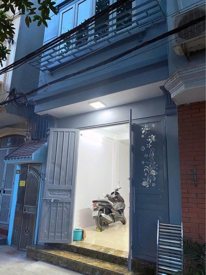 Cho Thuê Nhà Kim Ngưu 25M² 4 Tầng 2 Ngủ - Full Nội Thất - Ở, Kinh Doanh - Ô Tô Đỗ Cửa - Giá Thuê 16tr