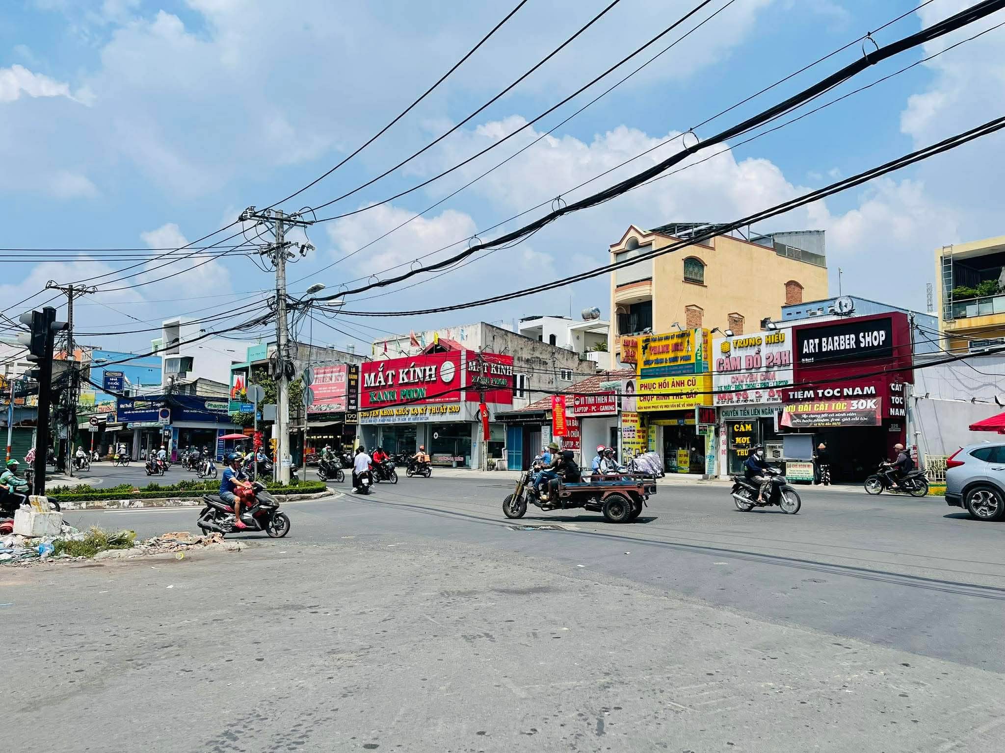 💥 CHỦ CẦN BÁN NHANH LÔ ĐẤT ĐẸP 90M² – HẺM XE HƠI – NGAY CHỢ TĂNG NHƠN PHÚ A 💥 
Bán đất 90.5m² full thổ cư ngang 4.3m giá 6.5 tỷ tại Đường Lã Xuân Oai Phường Tăng Nhơn Phú