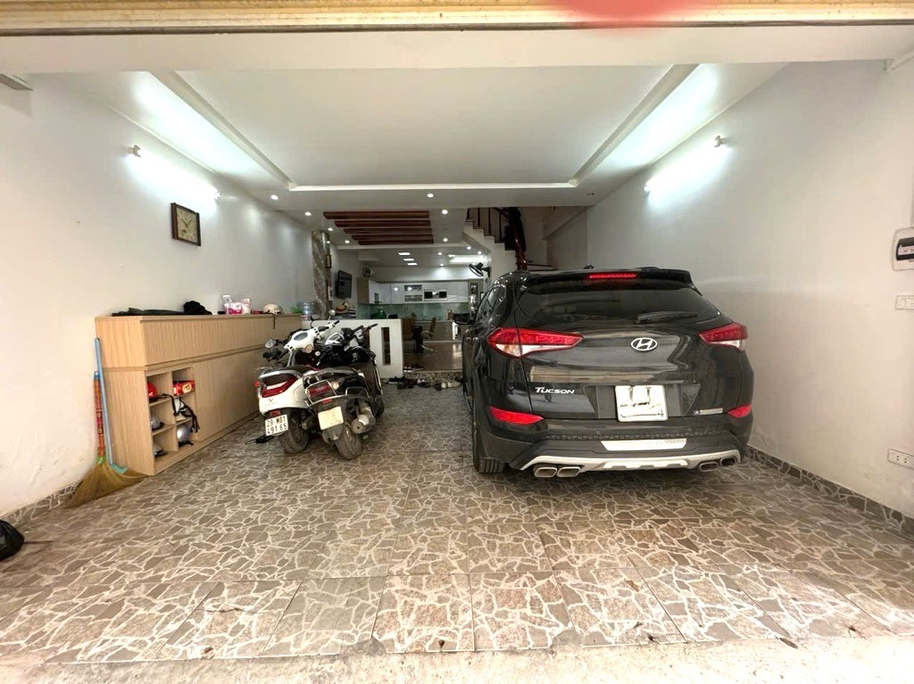 PHÂN LÔ LẠC TRUNG 75M2 - 2 Ô TÔ NGỦ TRONG NHÀ - Ô CHỜ THANG MÁY -23.9 TỶ