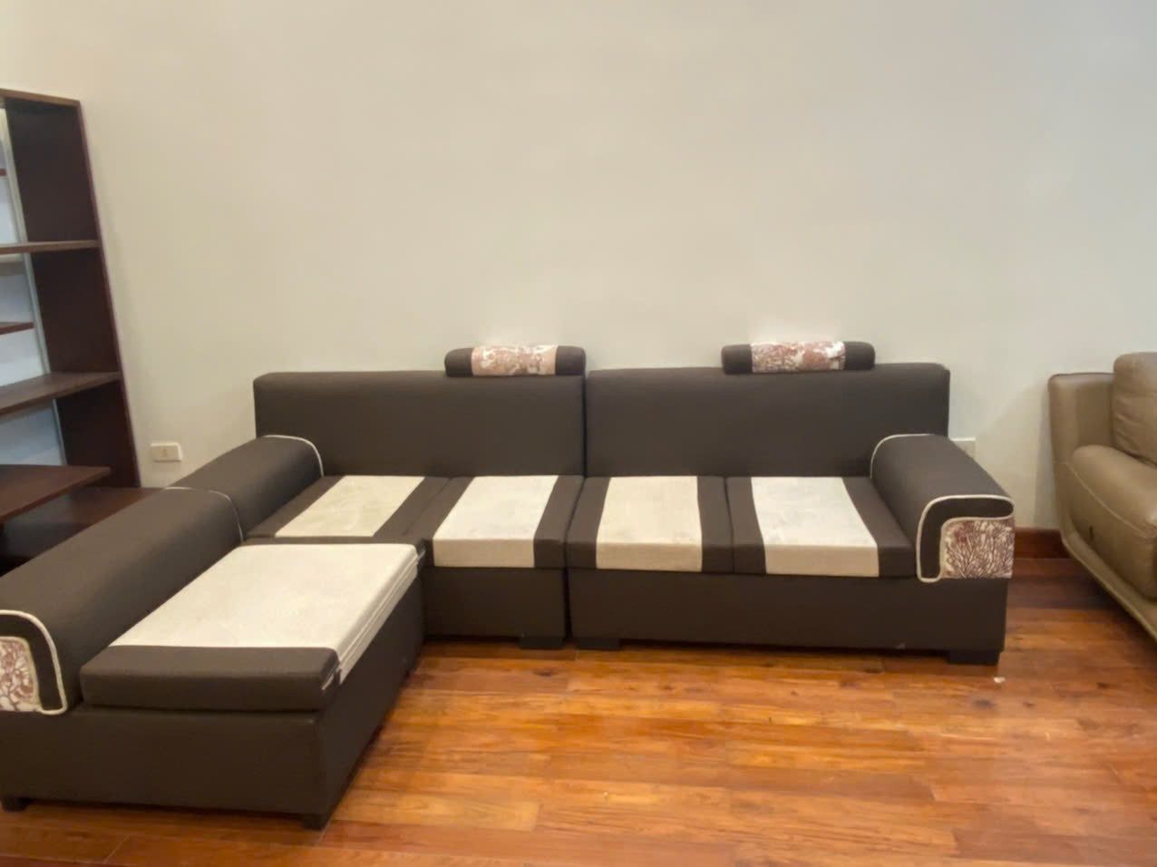 Cho thuê Nhà riêng ngõ 61 Lạc Trung quận Hai Bà Trưng 80M*4T giá 25 triệu Ô TÔ TẢI ĐỖ CỬA