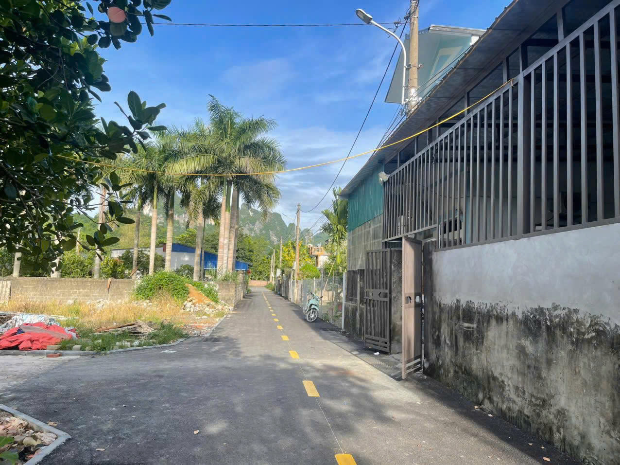 Bán đất 250m2 mặt tiền nhựa gần QL13 cực đẹp