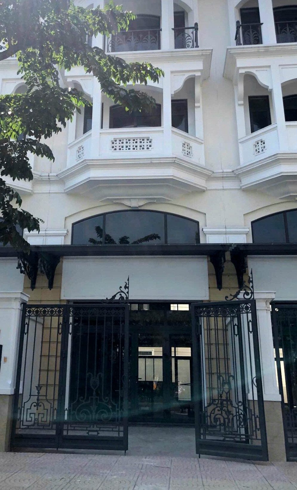Bán Nhà riêng 110m² thổ cư 110m² giá 25.3 tỷ tại Đường Đồng Văn Cống Phường An Phú TP. Hồ Chí Minh