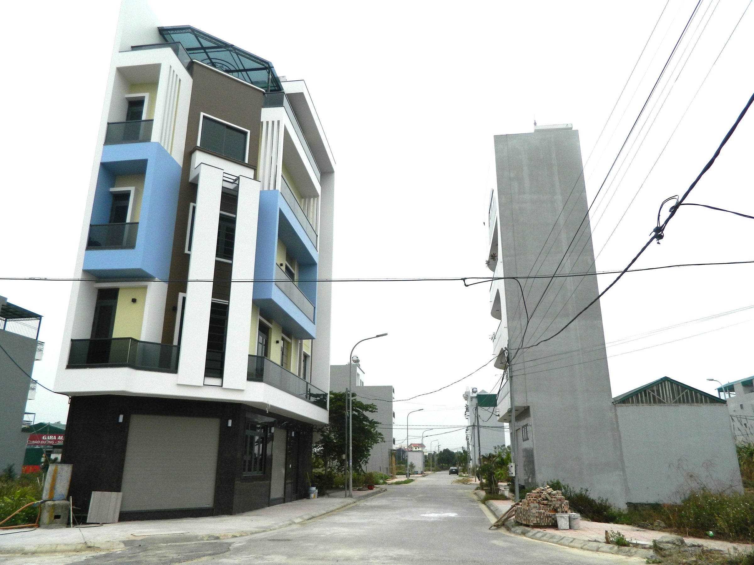 Đất Thổ Cư - Cạnh Đại Lộ Thăng Long