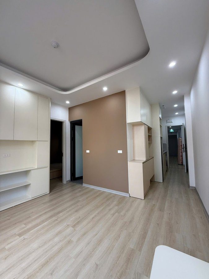 Bán Nhà Đường Láng. Đống Đa. 7 Tầng Thang Máy. Ô Tô. DT 136m2. MT 6.5m. Giá 41.2 Tỷ.