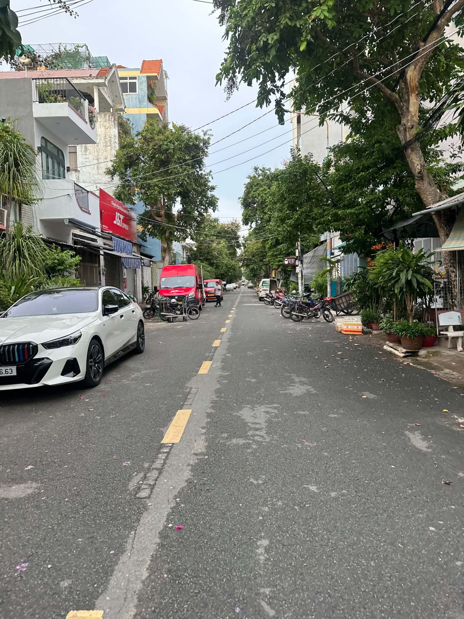Siêu hiếm, mặt tiền Tân Phú, 44m2, đường 13m, ngay Nguyễn Sơn, chỉ 6.75 tỷ