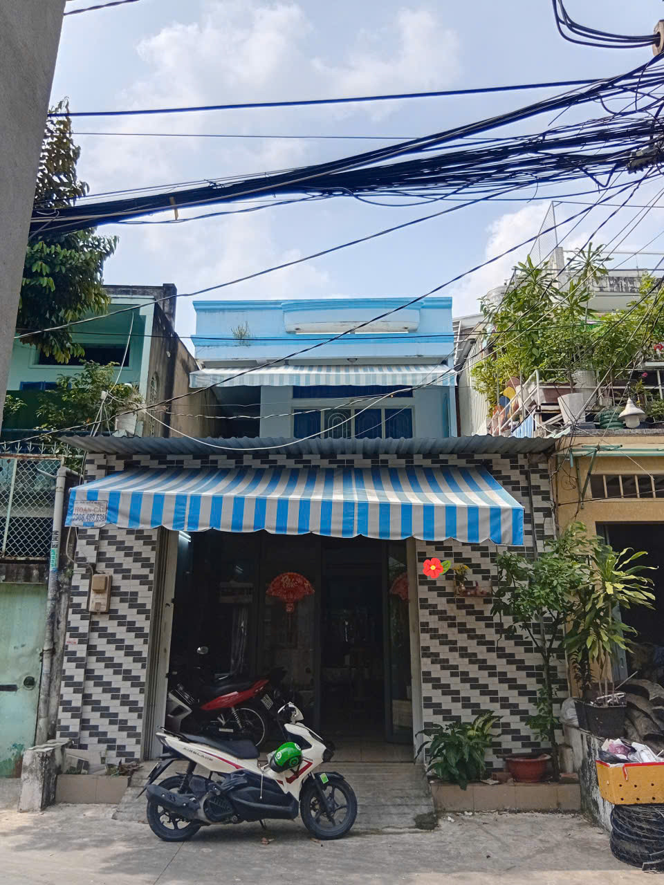 Nhà Lạc Long Quân Q.11, Hẻm xe hơi 6m thông Âu Cơ, ngang 5.3m, Nở Hậu 14m, Tổng DT 221m2, Giáp Hòa Bình, Lê Đại Hành.
