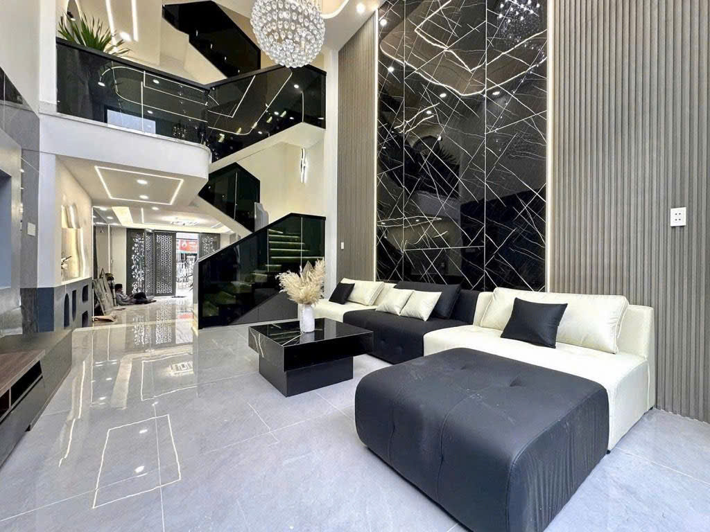 Bán nhà 64m² full thổ cư ngang 4m giá 7.85 tỷ tại Đường Lê Đình Cẩn Phường Tân Tạo
