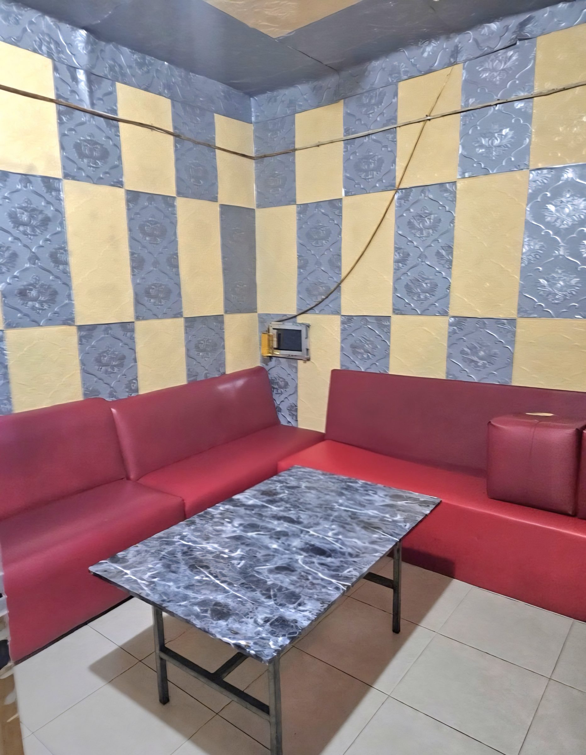 BÁN NHÀ ĐẸP SÁT TỈN.H LỘ 10 - KH.U TÊ.N LỬ.A - ÔTÔ VÀO NGỦ - ( 4X16M )