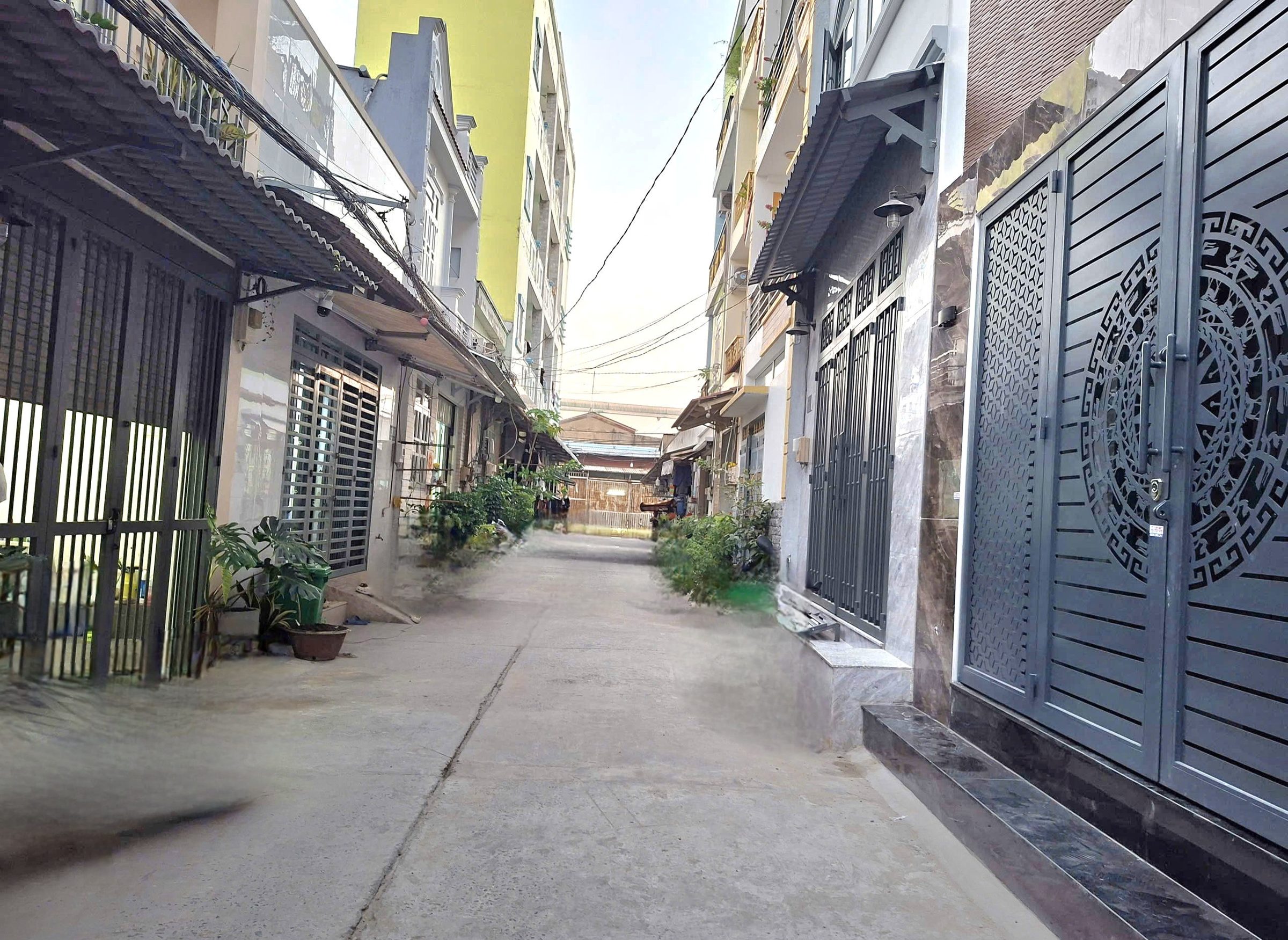 Cao tầng Lê Đình Cẩn_dt 60m2, chỉ 6,..ty_xe hơi trong nhà
