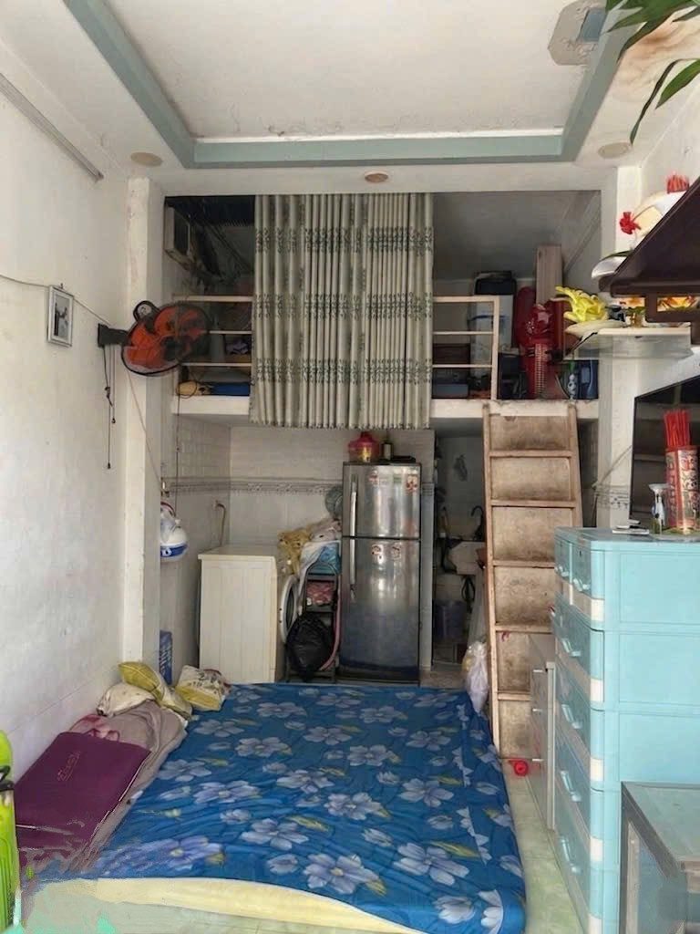Bán nhà trọ Lê Đình Cẩn,3 tầng (84m2)có 8 phòng,dòng tiền 20tr/tháng ,GIÁ 6.2 tỷ (110526)