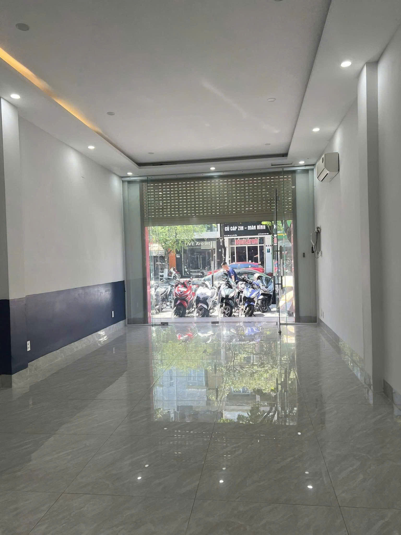 Cho thuê nhà 3 tầng mặt tiền Lê Đình Lý, Thanh Khê - Trung Tâm Thành Phố