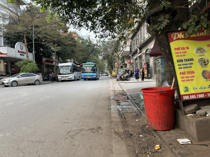 Bán nhà mặt phố Lê Duẩn (Hoàn Kiếm) 153m, 3 tầng, mt 5m, giá 67.5 Tỷ