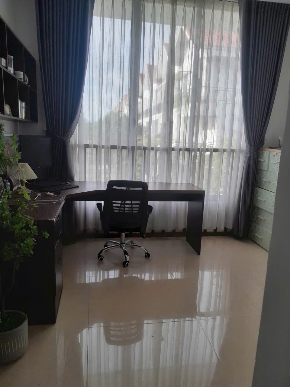 CHO THUÊ NHÀ 3 TẦNG ROYAL PARK, VỸ DẠ - 15TR