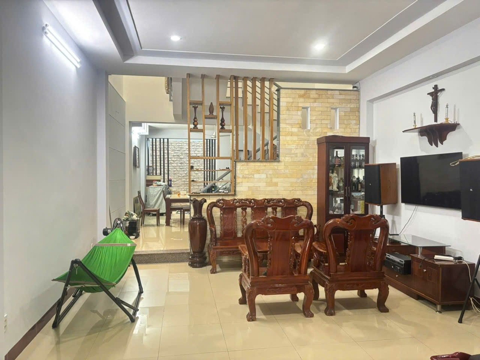 Bán Gấp Nhà Phố 2 Tầng 96m2 XeHơi Đậu Trước Nhà Chạy Các Hướng Ra Lê Đức Thọ P13 Q Gò Vấp